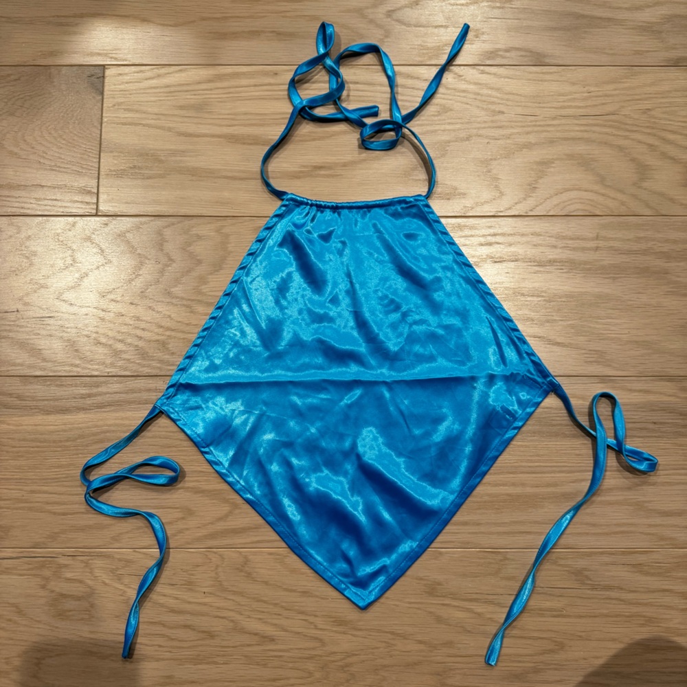 Tiger must satin tie cropped top